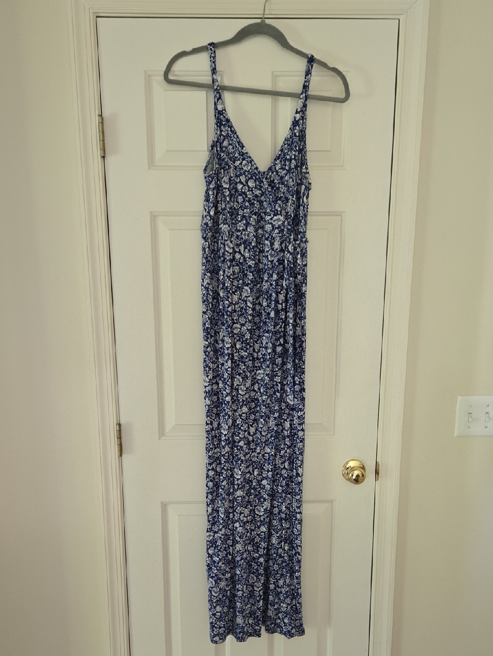 Old Navy Blue and White Floral Maxi Dress